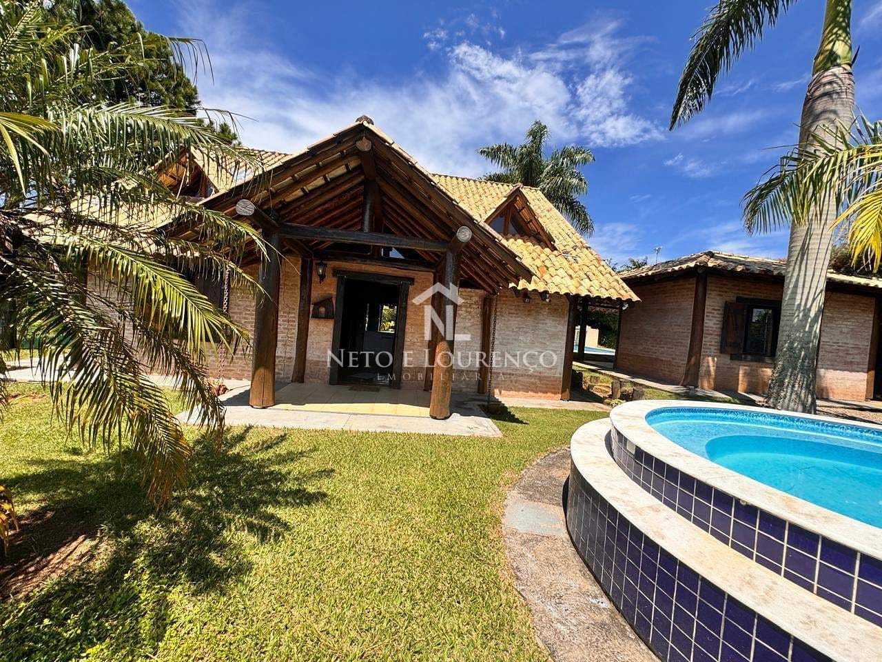 Casa, 4 quartos, 330 m² - Foto 4