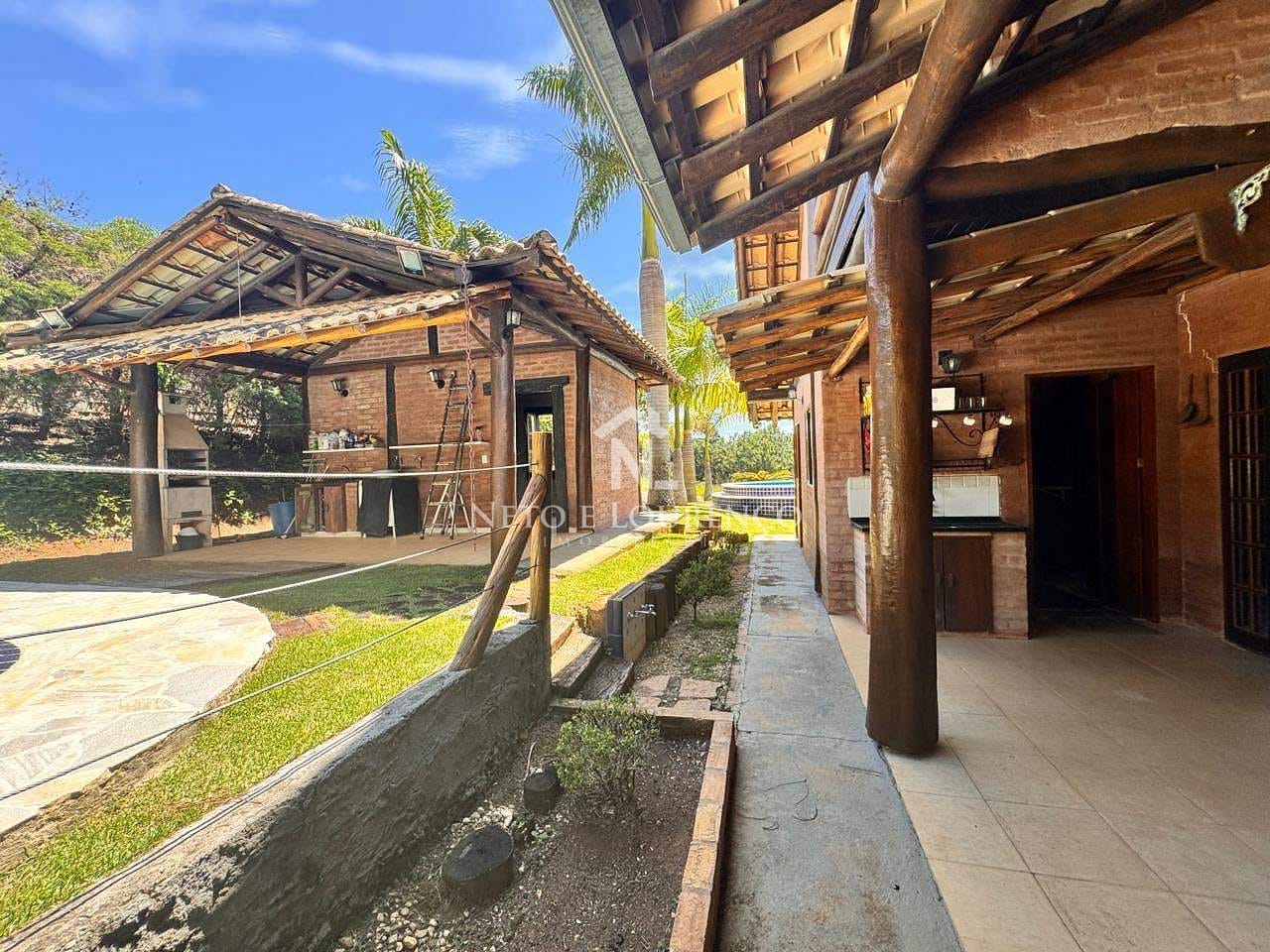 Casa, 4 quartos, 330 m² - Foto 9