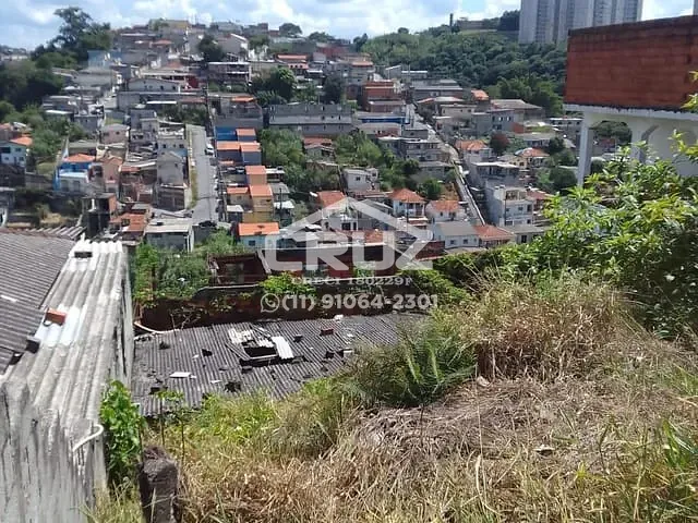 Terreno com 602m², à venda, no bairro Vila Martinho em Franco da Rocha