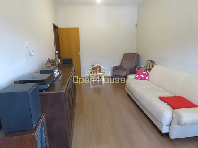 Casa com 280m² 5 quartos e 4 banheiros, à venda, no bairro Vila Santa Cecília em Volta Redonda