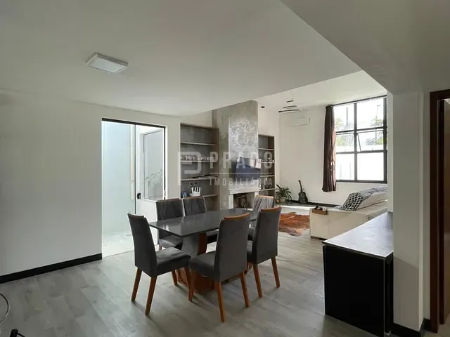 Casa com 632m² 2 quartos e 2 banheiros, à venda, no bairro Laranjal em Pelotas