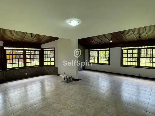 Casa com 6000m² 3 quartos e 2 banheiros, para alugar, no bairro Engenho do Mato em Niterói
