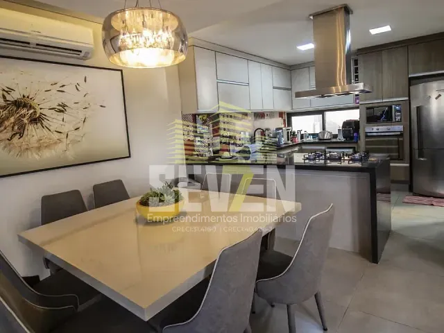 Casa com 180m² 3 quartos e 5 banheiros, à venda, no bairro Parque Alto Sumaré em Bauru