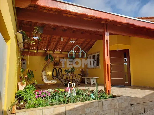 Casa com 250m² 2 quartos e 2 banheiros, à venda, no bairro Jardim Continental em Taubaté
