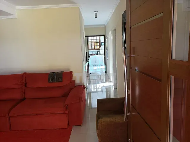 Casa com 250m² 2 quartos e 2 banheiros, à venda, no bairro Jardim Continental em Taubaté
