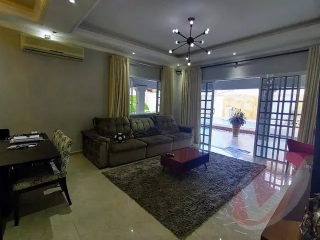 Casa com 501m² 3 quartos e 5 banheiros, à venda, no bairro Caiçara em Praia Grande