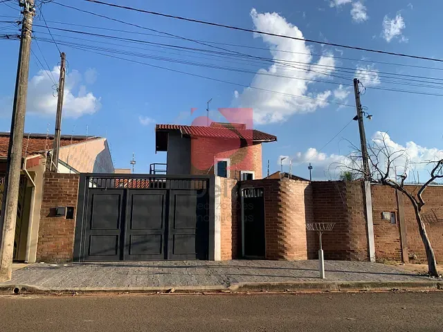 Casa 3 quartos e 1 banheiro, à venda, no bairro Jardim Itália em Pirassununga