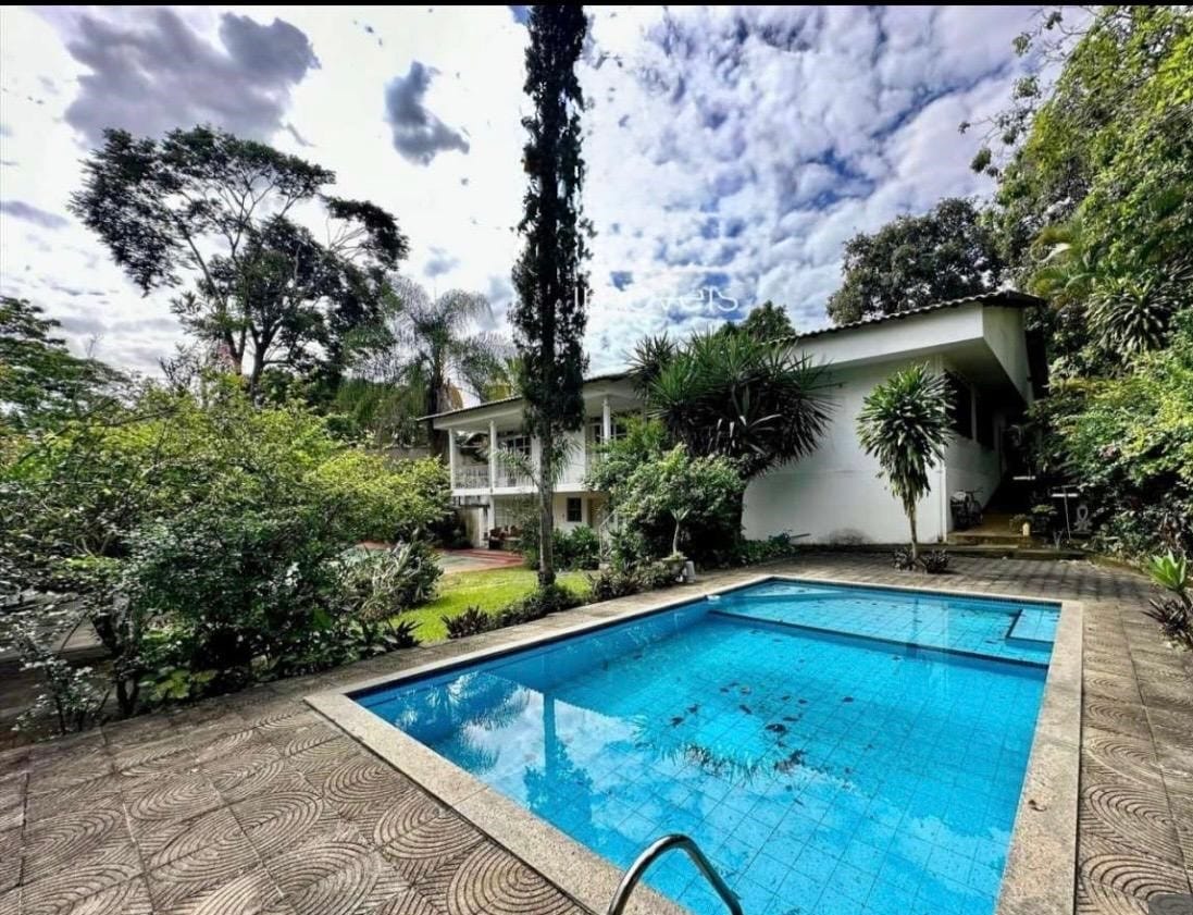 Casa à venda - Bairro Castelo - Ipatinga
