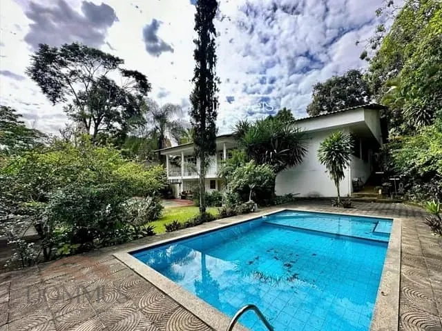 Casa com 1700m² 3 quartos e 3 banheiros, à venda, no bairro Castelo em Ipatinga