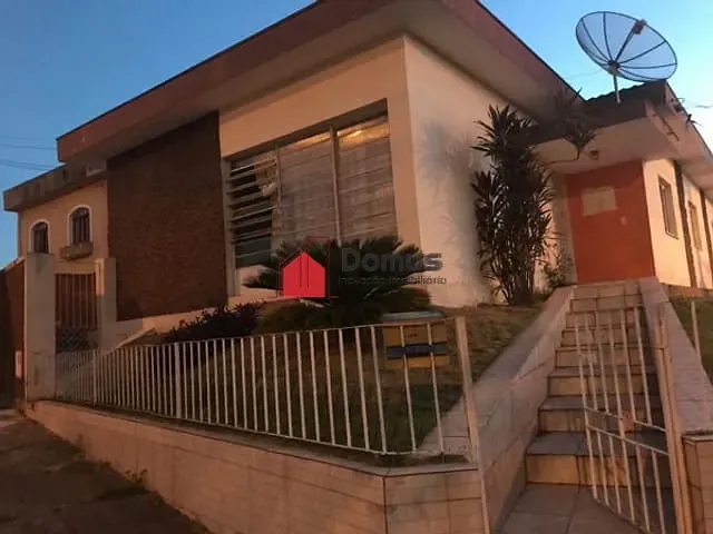 Casa com 250m², à venda, no bairro Jardim Boa Vista em Pindamonhangaba
