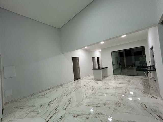 Casa com 303m² 3 quartos e 1 banheiro, à venda, no bairro Jardim Recanto das Águas em Nova Odessa