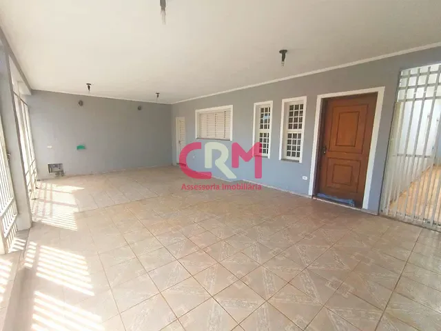 Casa com 200m² 2 quartos e 2 banheiros, à venda, no bairro Jardim Sobral em Taquaritinga
