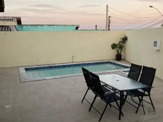 Casa 3 quartos e 3 banheiros, à venda, no bairro Jardim Agenor Leme dos Santos em Salto de Pirapora