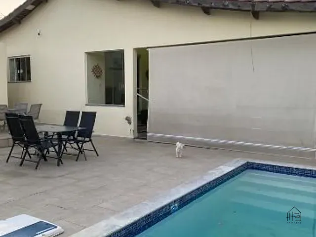 Casa 3 quartos e 3 banheiros, à venda, no bairro Jardim Agenor Leme dos Santos em Salto de Pirapora