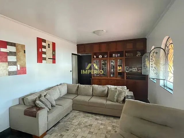 Casa com 250m² 3 quartos e 3 banheiros, à venda, no bairro Vila Romão em Salto