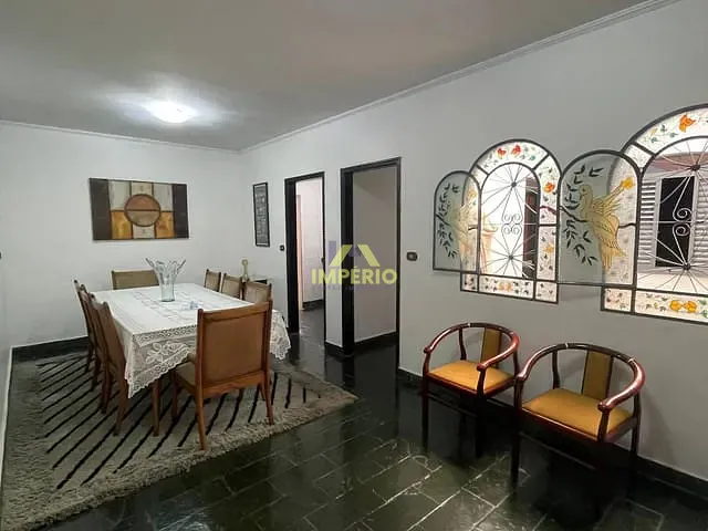 Casa com 250m² 3 quartos e 3 banheiros, à venda, no bairro Vila Romão em Salto
