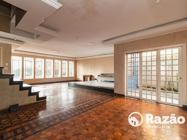 Casa com 516m² 4 quartos e 5 banheiros, à venda, no bairro Jardim Botânico em Curitiba