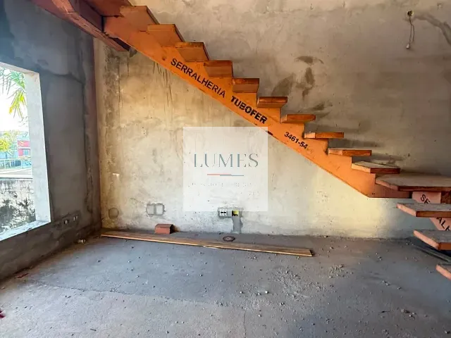 Casa com 400m² 4 quartos e 6 banheiros, à venda, no bairro Loteamento Residencial Jardim dos Ipês Amarelos em Americana