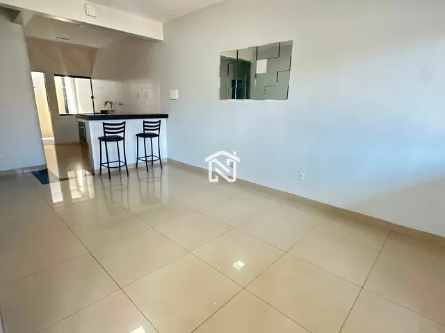 Casa com 80m² 2 quartos e 1 banheiro, para alugar, no bairro Centro em Paraíso do Tocantins