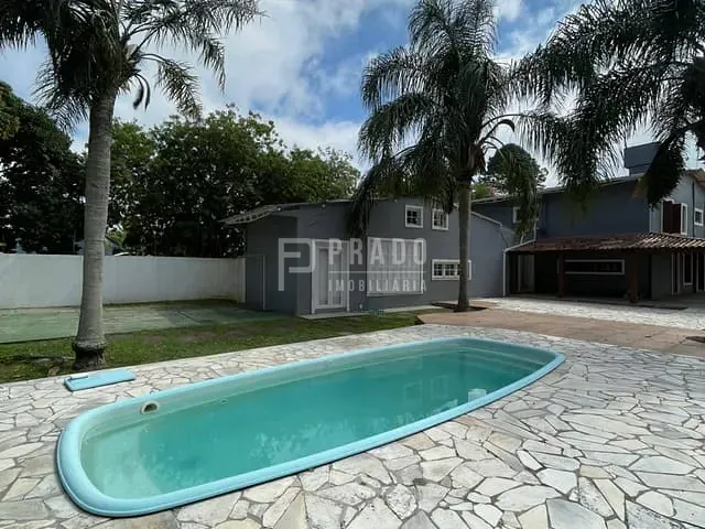 Casa 4 quartos e 4 banheiros, à venda, no bairro Laranjal em Pelotas