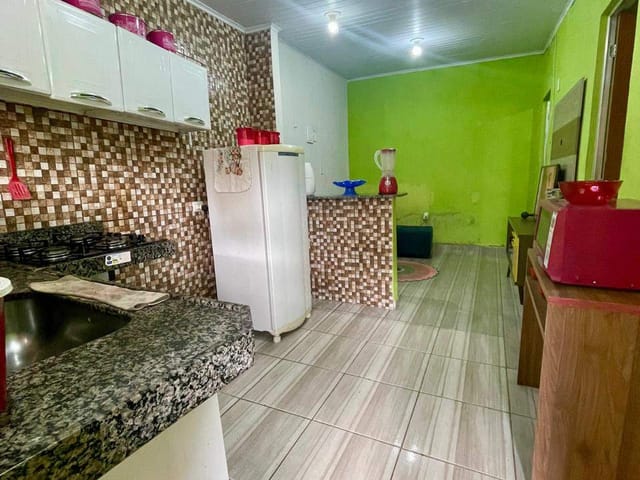 Casa 2 quartos e 1 banheiro, à venda, no bairro Céu Azul em Belo Horizonte