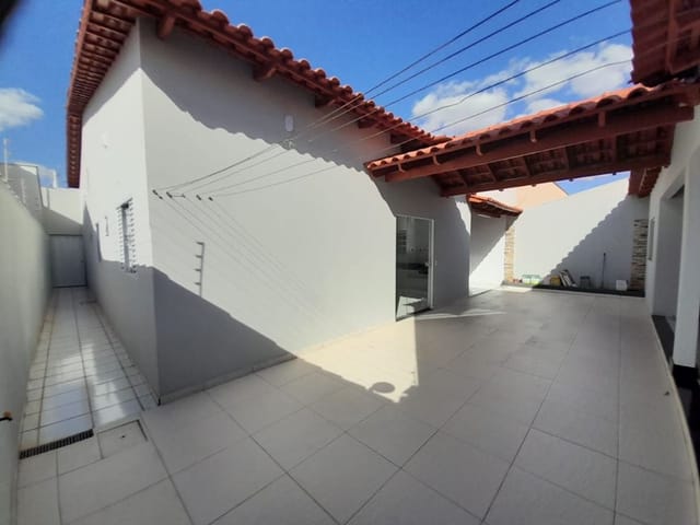 Foto do Casa - Casa com 3 dormitórios à venda, 236 m² por R$ 600.000,00 - Morumbi - Quirinópolis/GO | VALORIZA IMÓVEIS