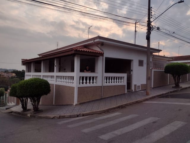 Casa com 338m² 3 quartos e 3 banheiros, à venda, no bairro Vila Conceicao em São João da Boa Vista