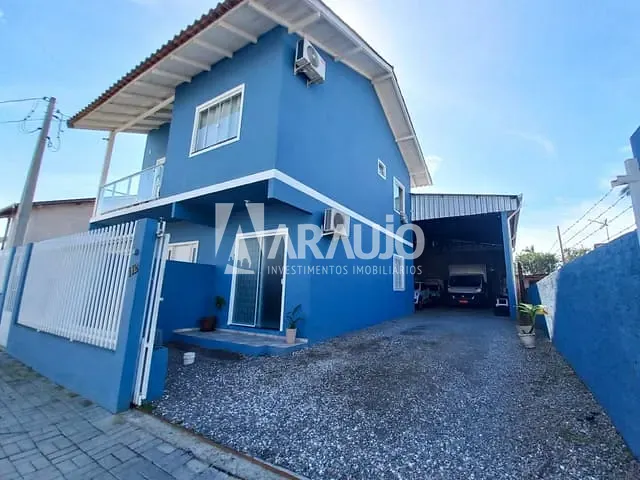 Casa com 270m² 2 quartos e 1 banheiro, à venda, no bairro São Vicente em Itajaí