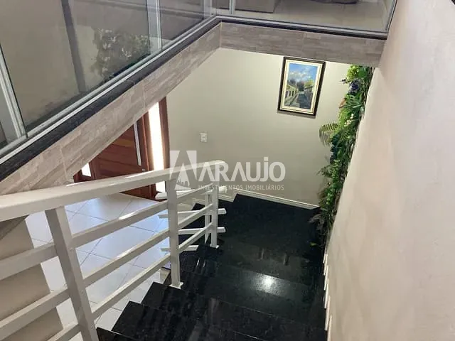 Casa com 270m² 2 quartos e 1 banheiro, à venda, no bairro São Vicente em Itajaí