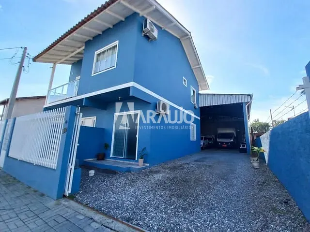 Casa com 270m² 2 quartos e 1 banheiro, à venda, no bairro São Vicente em Itajaí