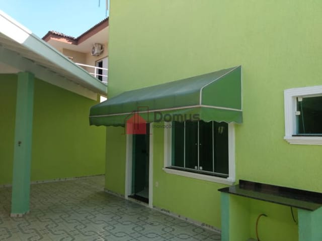 Casa com 500m² 3 quartos e 2 banheiros, à venda, no bairro Condomínio Real Ville em Pindamonhangaba