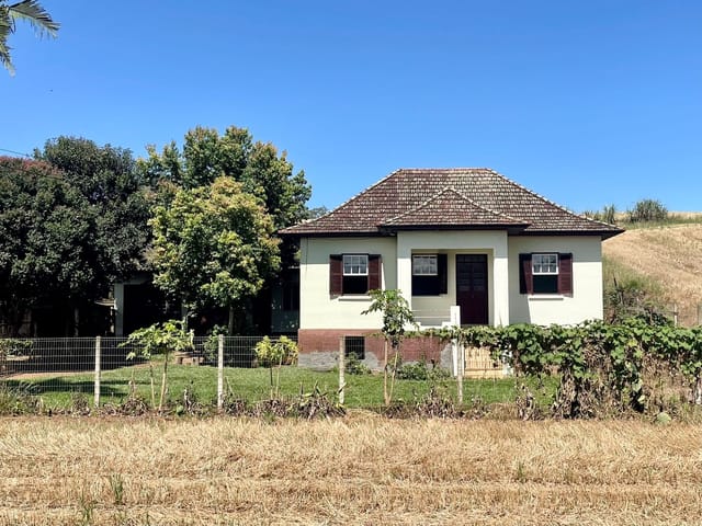 Foto do Casa - Casa com 3 dormitórios para locação no bairro Passo do Corvo na cidade de Arroio do Meio, RS | Executivo Imóveis