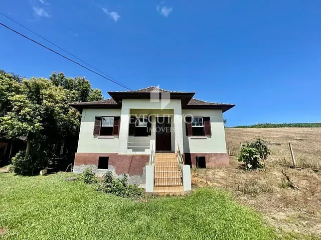 Casa 3 quartos e 2 banheiros, para alugar, no bairro Passo do Corvo em Arroio do Meio