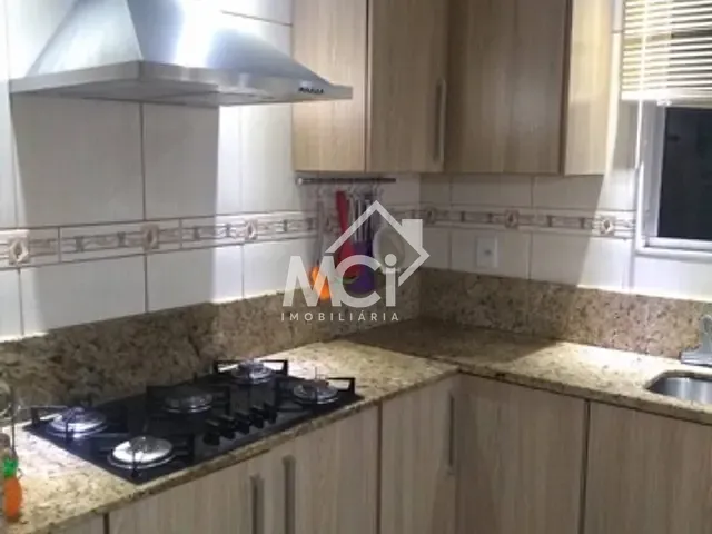 Casa 2 quartos e 2 banheiros, à venda, no bairro Fragata em Pelotas