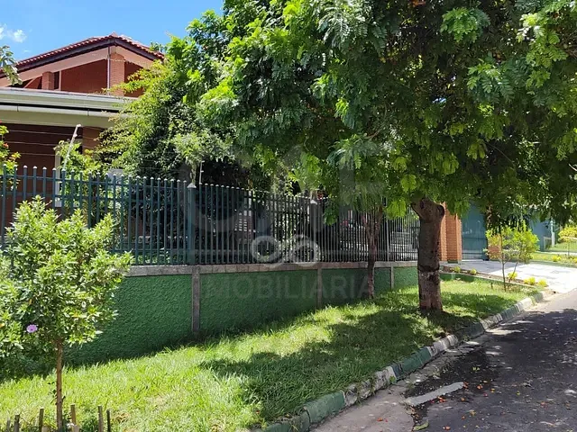 Casa com 515m² 3 quartos e 4 banheiros, à venda, no bairro Nova Jaguariúna em Jaguariúna