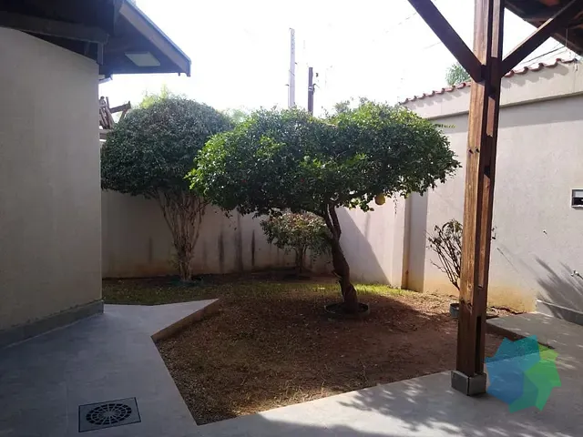 Casa com 279m² 3 quartos e 2 banheiros, à venda, no bairro Jardim Celani em Salto
