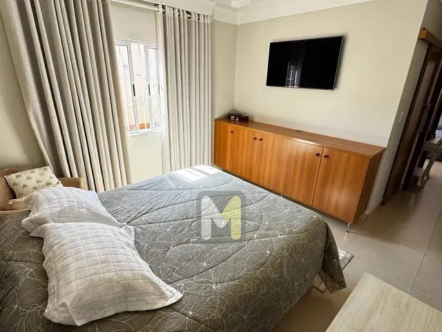 Casa 2 quartos e 3 banheiros, à venda, no bairro Jardim Dom Camilo em Serrana