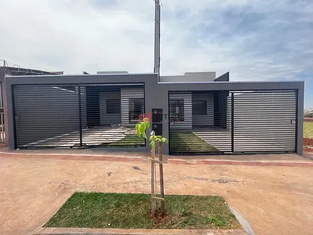 Casa com 125m² 2 quartos e 1 banheiro, à venda, no bairro Jardim Padovani em Londrina