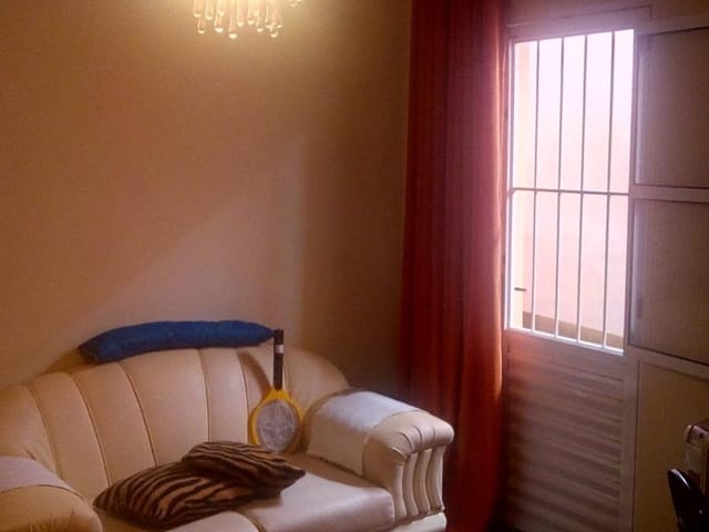 Casa com 250m² 3 quartos e 2 banheiros, à venda, no bairro Jardim Roberto em Osasco