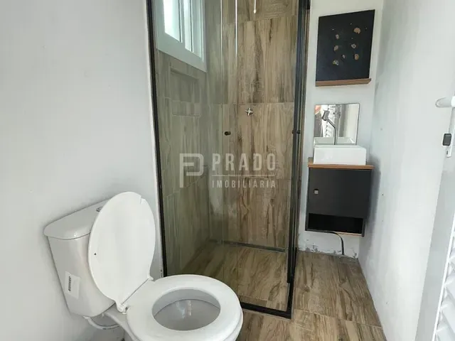 Casa 1 quarto e 1 banheiro, à venda, no bairro Laranjal em Pelotas