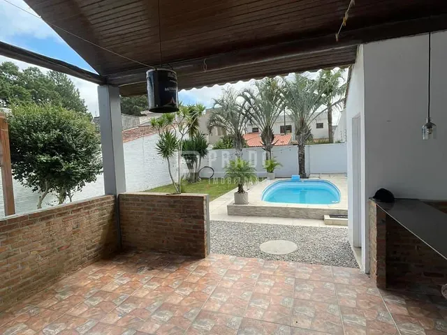 Casa 1 quarto e 1 banheiro, à venda, no bairro Laranjal em Pelotas