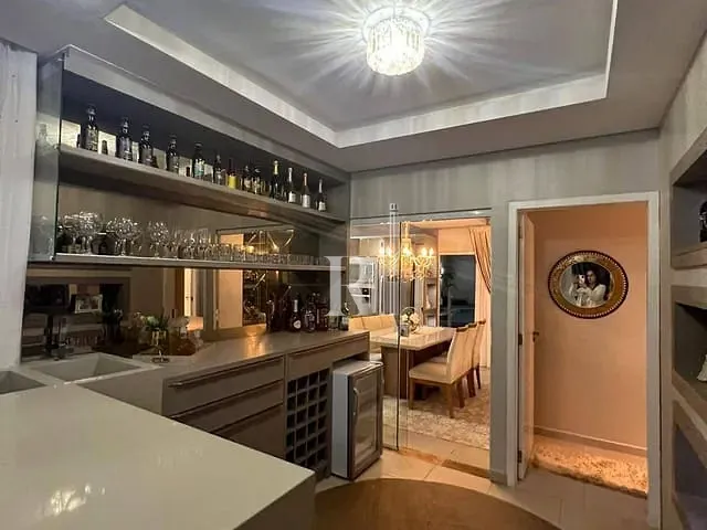 Casa 3 quartos e 1 banheiro, à venda, no bairro Praça em Tijucas