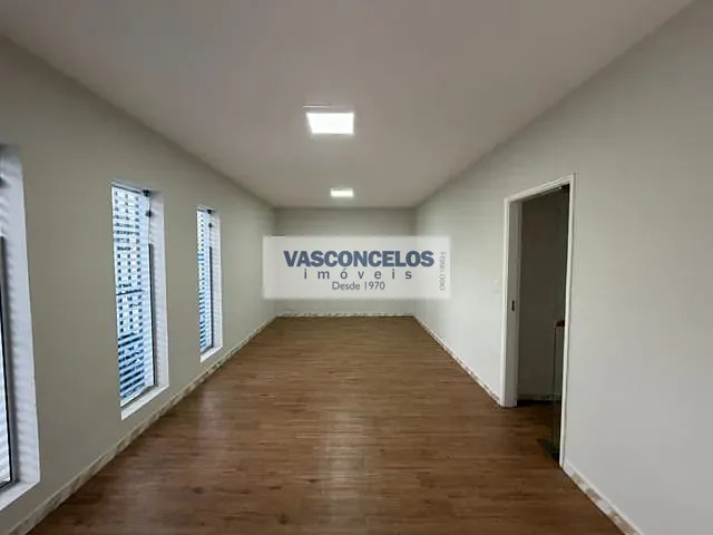 Casa com 312m², para alugar, no bairro Vila Betânia em São José dos Campos