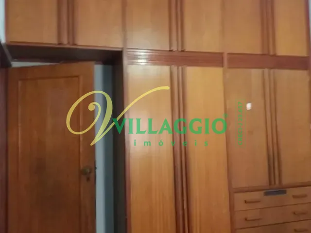 Casa com 250m² 5 quartos e 3 banheiros, à venda, no bairro Vila Gasbarro em São José do Rio Preto