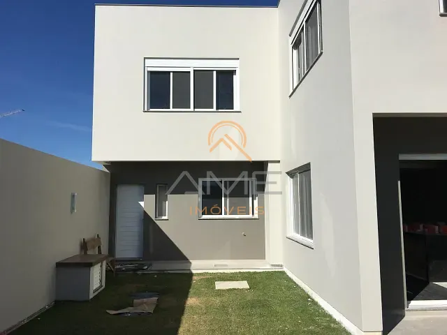 Casa 3 quartos e 1 banheiro, à venda, no bairro Três Vendas em Pelotas
