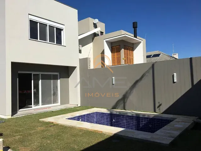 Casa 3 quartos e 1 banheiro, à venda, no bairro Três Vendas em Pelotas