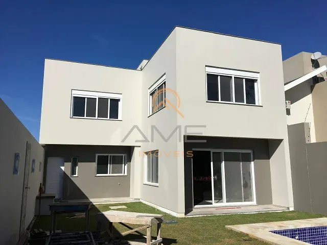 Casa 3 quartos e 1 banheiro, à venda, no bairro Três Vendas em Pelotas