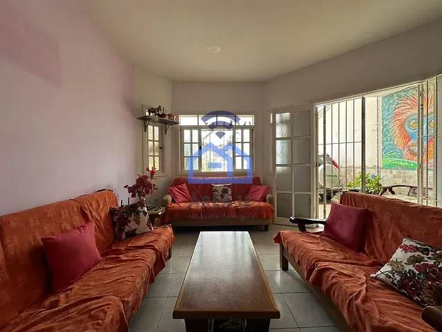 Sobrado com 180m² 5 quartos e 6 banheiros, à venda, no bairro Massaguaçu em Caraguatatuba