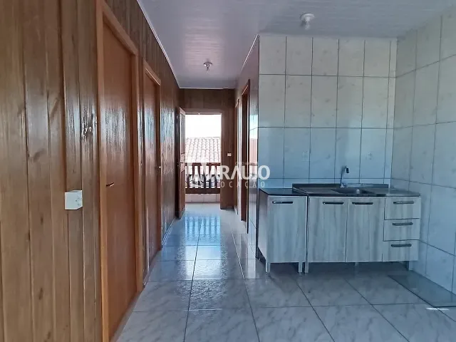 Casa 2 quartos e 1 banheiro, para alugar, no bairro Murta em Itajaí
