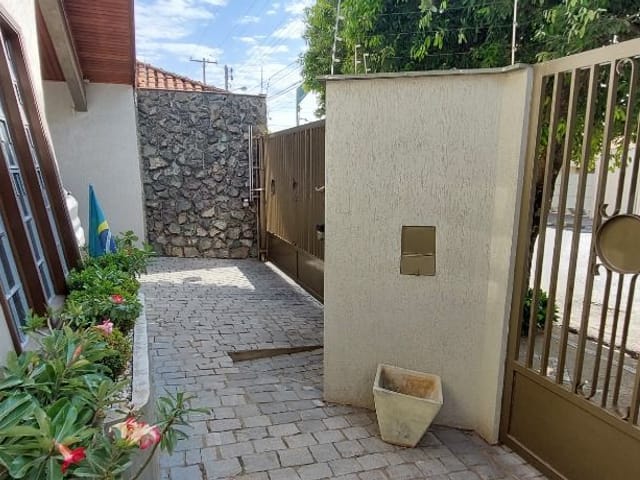 Casa com 447m² 4 quartos e 4 banheiros, à venda, no bairro Vila Germano em Birigüi